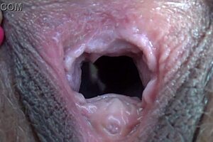 uhh that giant dildo won't fit in me yet