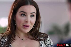 natasha nice slams perfect blowjob then fucks tiny guy hard