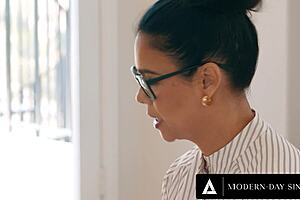 injured teen can't jerk off so sympathetic teacher deepthroats his cock to cum explosion