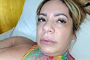 stepmom catches me spying and gives up her tight asshole!