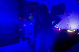 Hard Pegada Anal Thrills Her Just Right