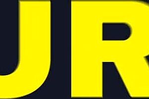 Blonde mommy devours hairy granny's pussy in steamy lesbian lick fest