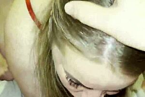 stepmom's deep blowjob makes stepson explode happy 😘🍆