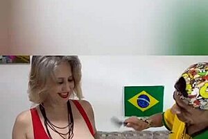 im brincando with myke brasil her huge tits n big pussy lips feel amazing god