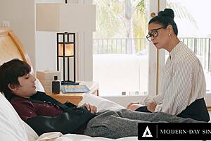 injured teen can't jerk off so sympathetic teacher deepthroats his cock to cum explosion