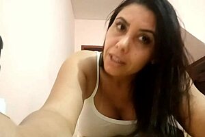 vlog with horny sarah rosa showing off her big latina ass and tits