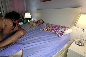 Sharing Bed With Stepmom Leads To Passionate Creampie Fuck Inside Her