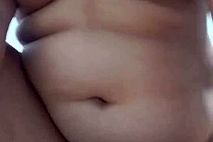 AMATEUR LATINA MILF RIDES BOYFRIEND COCK PARENTS AWAY POV