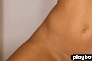 Big Tits Milf Chelsie Aryn Strips Sexy Lingerie Off Bubble Butt