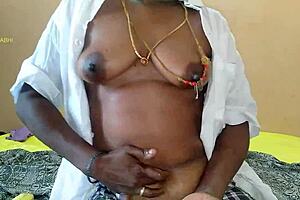 why show off that sexy ass on webcam if auntie won't get groped?