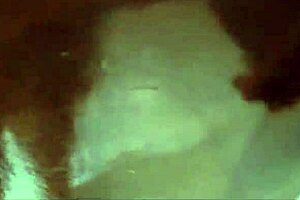 Hot stepdaughter gets anal fucked by stepdad while stepmom dresses 😈🍑💦