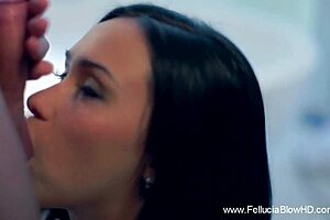 Stunning Babe's Deep Gagging Blowjob Technique