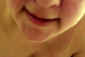 did this bbw pack her fat pussy vibrator just for vacation fun