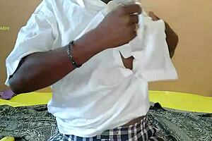 why show off that sexy ass on webcam if auntie won't get groped?