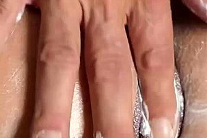 soraya, want this creamy pussy massage deep inside you?