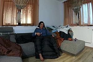 tall curvy stepmom goddess jerks ass worship dirty talk solo