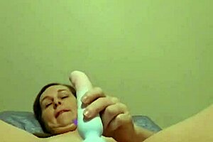 milf shares solo masturbation monday session for friday fun