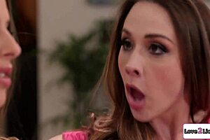 Brunette cheerleader gets licked by stepmom