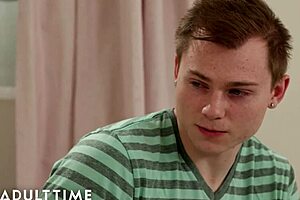 adult time eiffel towers phat ass stepmom sloan rider