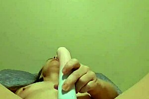 milf shares solo masturbation monday session for friday fun