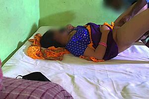 Cheating bhabhi sneaks into bedroom for devar's secret pounding