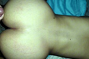 latina single mom fucked doggystyle on balcony while kids play 👅🍑