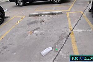 Sexy Thai Milf Picked Up At 7-11 For Hardcore Tuk-Tuk Ride And Fuck