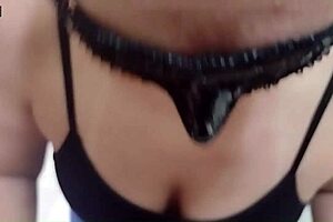 Married Wife Hints At Blowjob Facial Feast