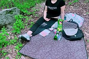 i meet stranger camping and he fucks me outdoors crazy