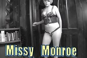 Missy Monroe swallows cum like total whore 😈