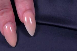 whoa check out this tattooed aussie model andy adams riding brad newman's monster cock first time ever 🔥🍆💦