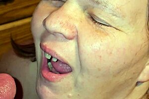 open wide wife i need to piss right in that mouth