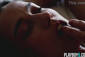 sofi ka petite brunette and erika de leija curvy latina tease in panties 😍🔥