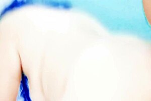 S fat mature milf's rich big ass gapes wide during intense anal doggystyle pounding.