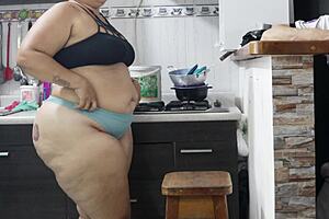 follando con el amigo en la cocina got so steamy