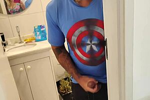 maid's mom stops chores to teach guy jerking off with her big ass pussy!