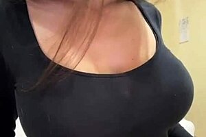 hey neighbor, check out my hard nipples peeking out 😉👀