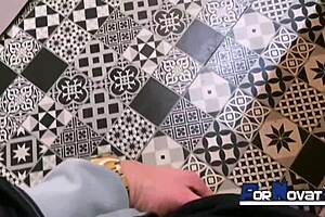 young busty cleaning girl spied squirting for victor bloom homemade