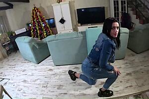 Tease my fat milf ass in ripped jeans, double cumshots covering curvy body hardcore dirty talk!