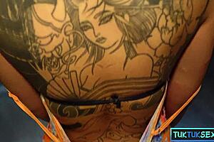 big tits thai milf picked up tuktuk fucked hard amateur