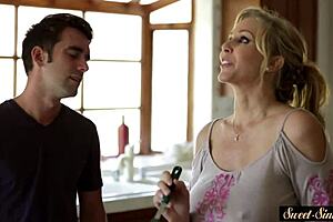 Milf Stepmom Pounded Cum Sprayed