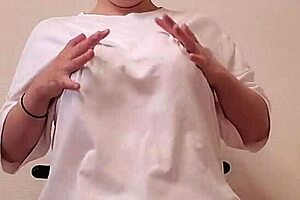 watch this married woman shake her fat hips on dildo full vid link
