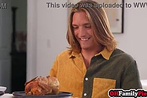 Hot big ass teen and busty milf gulp dick in wild group! 🍆💦😏