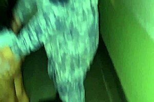 police stop us at motel but girlfriend bribes them by offering her big latina ass