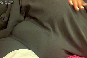 stepmom in hijab teases close-up jerk session