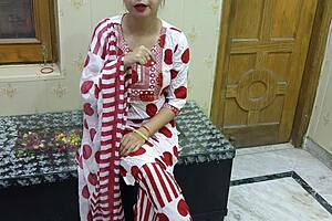 gorgeous indian maid malkin nokar fucks with farting audio