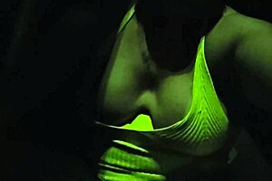 Hey, you seeing this milf's juicy pussy creampie in the car?