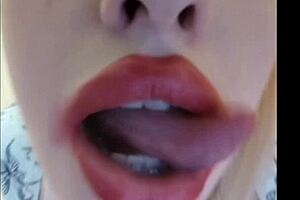 elzakom's sweet blonde bimbo teen sucks monster cock in cage?