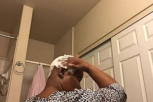 Milf Shaves Head Smooth Bald for Boyfriend's First Time Request