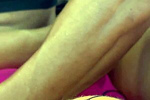 wanna see me fuck on tree at carnival swallowing stranger's load?